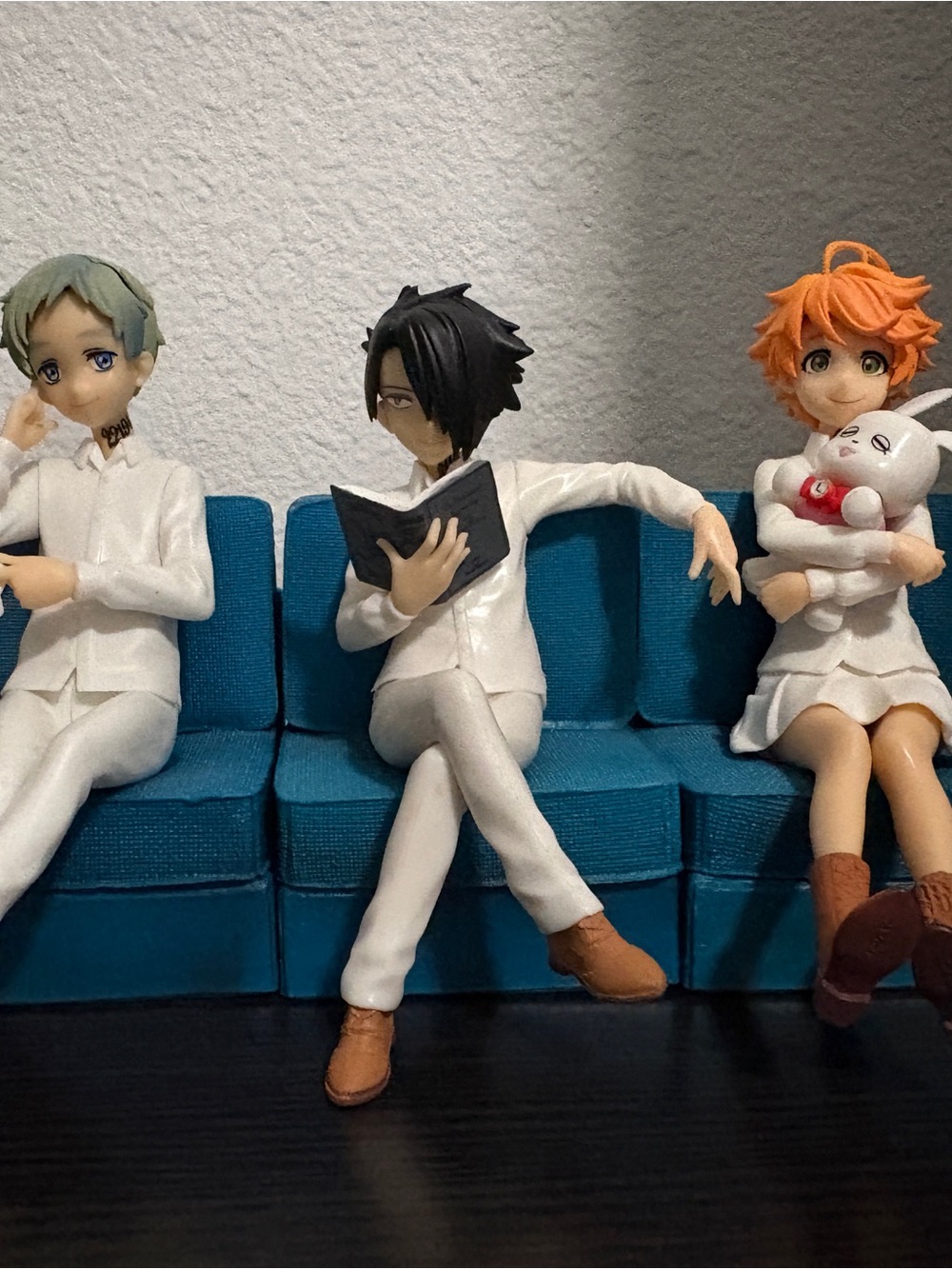Sega The Promised Neverland Emma Norman Ray 3 Figure Set